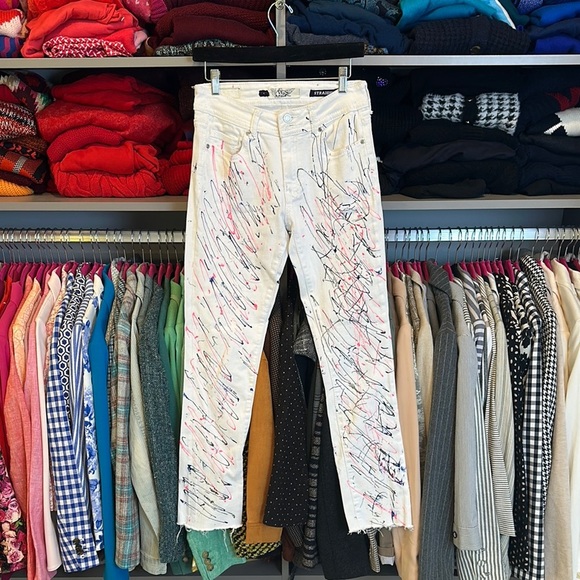 VGS white with paint splatter straight leg raw hem jeans size 4 - Picture 1 of 3